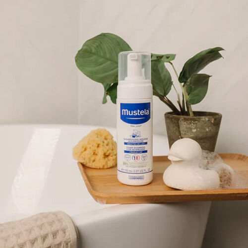 Mustela Yeni̇doğan Şampuani Foam Shampoo For Newborns 150ml